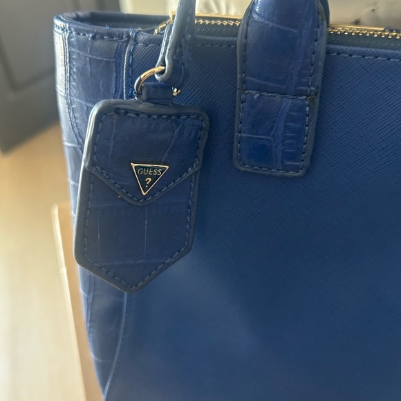 Y2K Guess Navy Blue Leather Purse Handbag Crocodile Embossed Side Panels - Picture 4 of 11